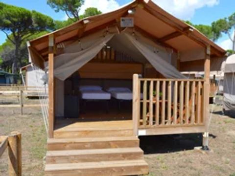Tente en toile et en bois 2 personnes - MINI LODGE (sans sanitaires - sans cuisine)