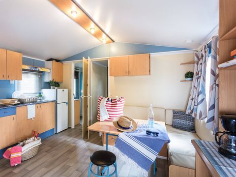 MOBILHOME 6 personnes - Mobil-home | Classic | 2 Ch. | 4/6 Pers. | Terrasse simple