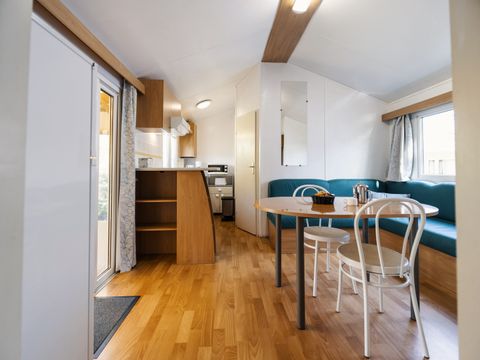 MOBILHOME 4 personnes - MH 2 ch CONFORT - 4 personnes MOBILHOME 4 personnes - MH 2 ch CONFORT - 4 personnes
