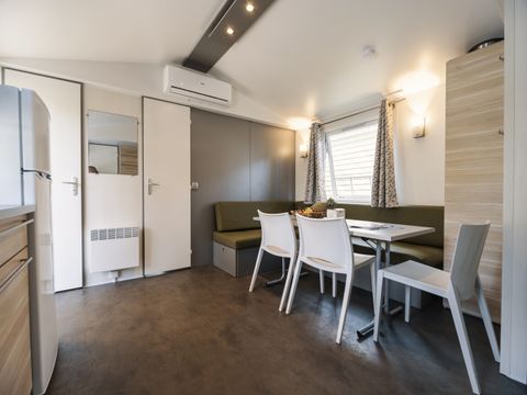 MOBILHOME 6 personnes - MH 3 ch CONFORT - 6 personnes MOBILHOME 6 personnes - MH 3 ch CONFORT - 6 personnes