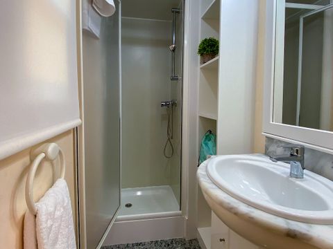 BUNGALOW 5 personnes - EVA (5 PAX) maximum 2 adultes et 3 enfants