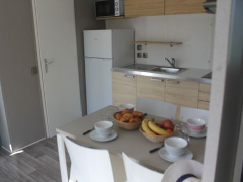 MOBILHOME 4 personnes - Confort 28m² 2 chambres + terrasse sur pilotis