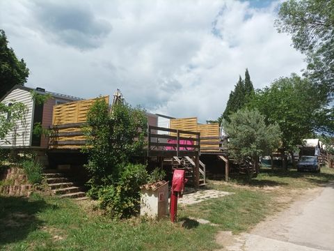 MOBILHOME 4 personnes - Confort 28m² 2 chambres + terrasse sur pilotis
