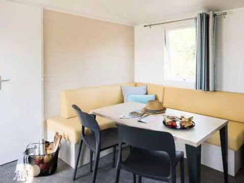 MOBILHOME 4 personnes - 3 Pièces 4 Personnes Climatisé