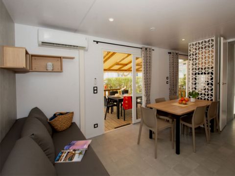 Mobilhome 6 personnes - Cottage cosy - 3 chambres - 6 places - Clim - Lave-vaisselle