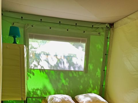 BUNGALOW TOILÉ 4 personnes - ESPACE sans sanitaires