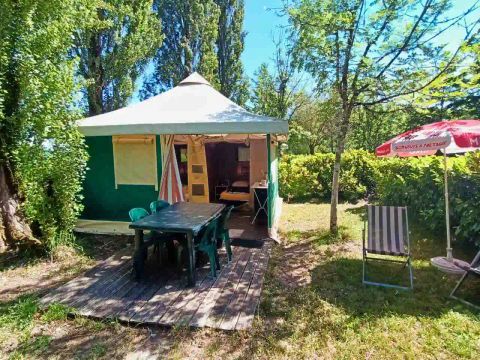 BUNGALOW TOILÉ 4 personnes - CONFORT (sans sanitaires)