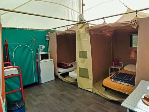 BUNGALOW TOILÉ 4 personnes - CONFORT (sans sanitaires)