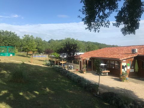 Camping Bellevue - Camping Lot - Image N°15