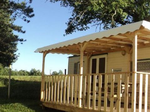 MOBILHOME 4 personnes - Lot - 2 chambres (Arrivée le samedi)