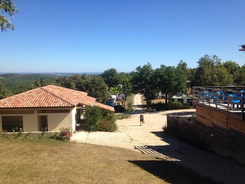 Camping Bellevue - Camping Lot - Image N°17