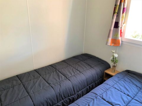 MOBILHOME 4 personnes - TRIGANO SYMPA 18 (2 adultes + 2 enfants en bas âge)