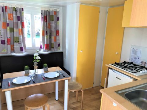 MOBILHOME 4 personnes - TRIGANO SYMPA 18 (2 adultes + 2 enfants en bas âge)