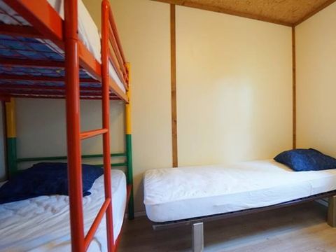 CHALET 5 personnes - Chalet Atalanta 34 m², 2 CH, 1 SDB avec Télé