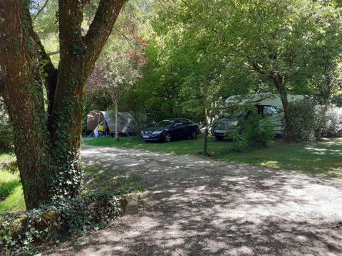 Camping Domaine Papillon - Camping Lot - Image N°6