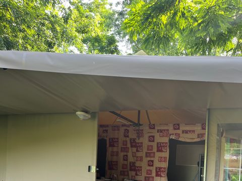 Bungalow toilé 4 personnes - Tentes Toilées Standard 25m² - 2 chambres - Sans sanitaire