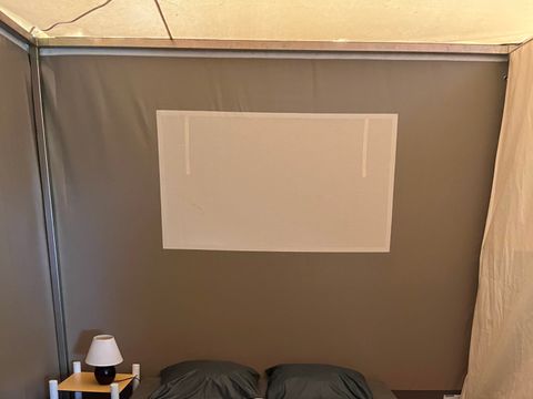 Bungalow toilé 4 personnes - Tentes Toilées Standard 25m² - 2 chambres - Sans sanitaire