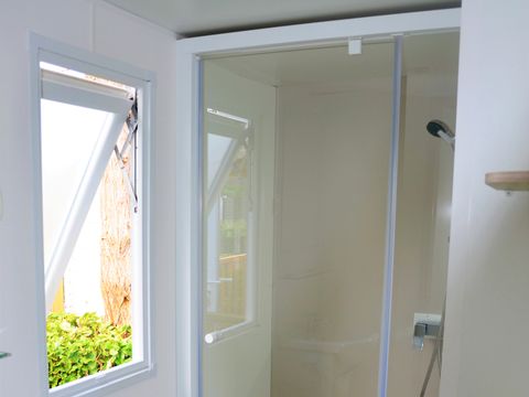 MOBILHOME 6 personnes - Mobile-home Premium 29m² - 2 chambres climatisation +TV + lave vaisselle 4 pers