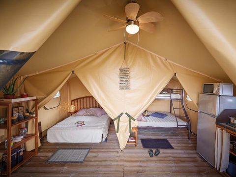 Tente en toile et en bois 5 personnes - Freeflower Confort 34m² - 2 chambres - Sans sanitaire