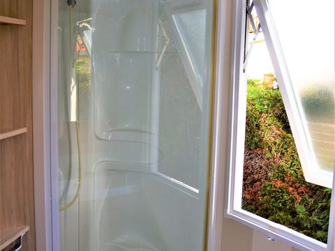 Mobilhome 4 personnes - Confort 29m² - 2 chambres - TV