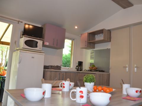 Mobilhome 4 personnes - Confort 35m² - 2 chambres - TV - Adapté aussi pour pers à mobilité réduite