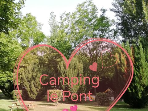 Emplacement - Voiture + tente/caravane ou camping-car