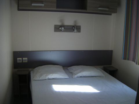 MOBILHOME 6 personnes - 4/6 places 30m² Confort +