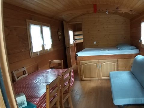 HÉBERGEMENT INSOLITE 6 personnes