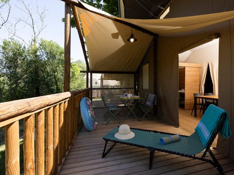 Tente en toile et en bois 4 personnes - Jungle Lodge 2ch - SDB