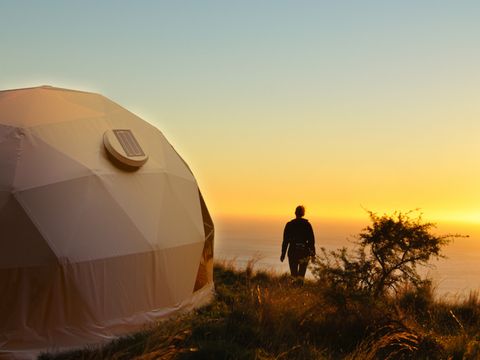 Hébergement 4 personnes - Bulle Insolite et SPA Premium Harmonie