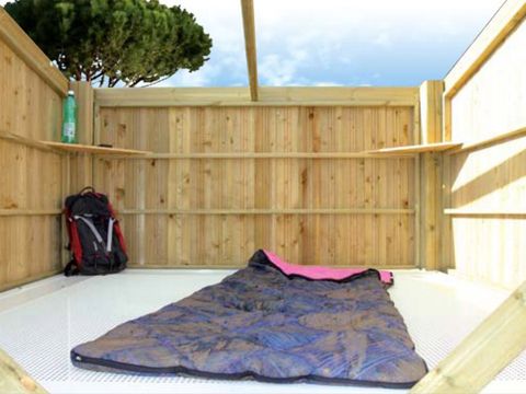 HÉBERGEMENT INSOLITE 2 personnes - Camp'étoile avec électricité