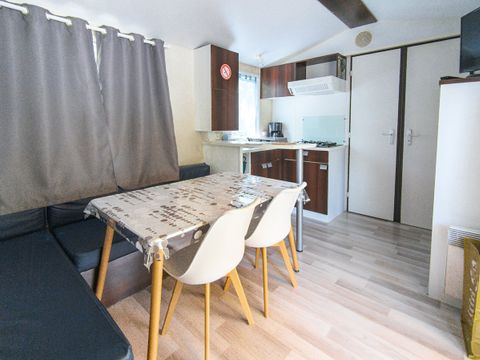 MOBILHOME 4 personnes - Confort Plus 28m² / 2 chambres / clim