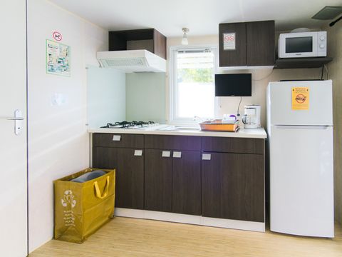 MOBILHOME 2 personnes - Confort 25m² / 1 chambre / clim
