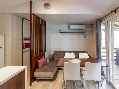 MOBILHOME 4 personnes - Double 33m² / 2 chambres / 2 salles d'eau / clim