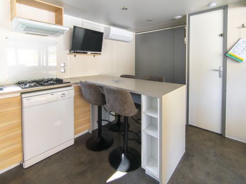 MOBILHOME 4 personnes - Supérieur 36m² / 2 chambres / 2 salles d'eau / clim