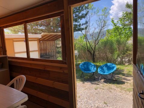 BUNGALOW TOILÉ 4 personnes - Standard "Tithome" 30m² - 2 chambres - sans sanitaire - dont terrasse