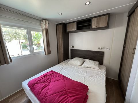 MOBILHOME 5 personnes - 3 chambres - CLIM - TV
