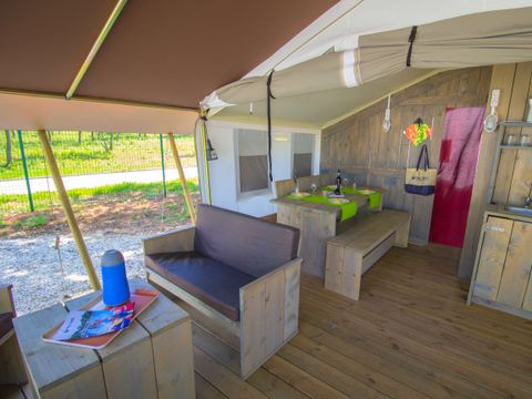 TENTE TOILE ET BOIS 5 personnes - Polari - Tente Safari + sanitaires + climatisation (5P)