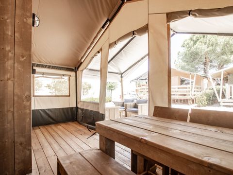 TENTE TOILE ET BOIS 5 personnes - Polari - Tente Safari + sanitaires + climatisation (6P)