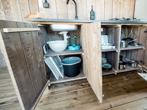 Tente en toile et en bois 4 personnes - Polari - Tente Safari + sanitaires + climatisation (4P)