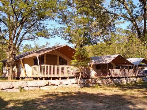 TENTE TOILE ET BOIS 5 personnes - Tente safari coucher de soleil + sanitaires + air conditionné (6P)