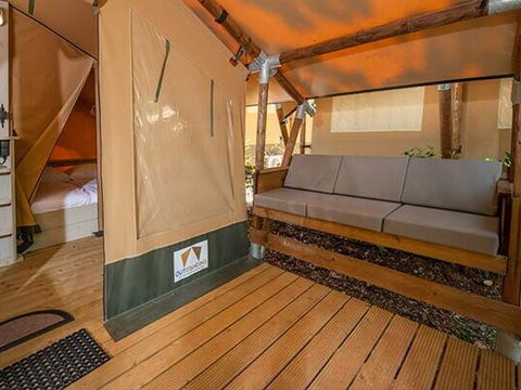 TENTE TOILE ET BOIS 6 personnes - Tente Safari | 3 Ch. | 6 Pers. | Terrasse surélevée | 1 SDB | Clim.