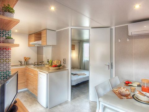MOBILHOME 2 personnes - Comfort | 1 Ch. | 2 Pers. | Terrasse surélevée | Clim. | TV