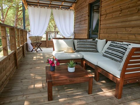 BUNGALOW 5 personnes - Lodge sur pilotis - Kabane 2/5