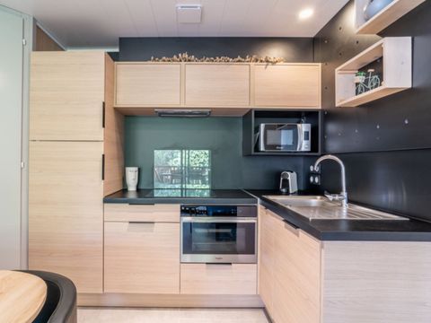 BUNGALOW 4 personnes - Lodge sur pilotis - Kabane 2/4 sdb