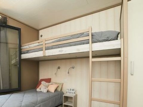 BUNGALOW 4 personnes - Lodge sur pilotis - Kabane 2/4 2 sdb