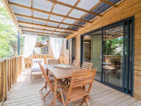 BUNGALOW 4 personnes - Lodge sur pilotis - Kabane 2/4 2 sdb