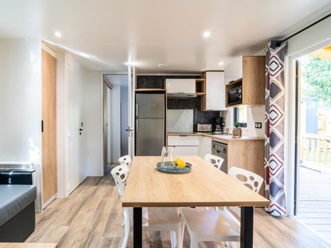 MOBILHOME 4 personnes - Konfort 3 Pièces 4 Personnes Climatisé + TV