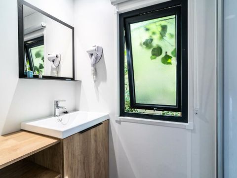 MOBILHOME 4 personnes - Konfort 3 Pièces 4 Personnes Climatisé + TV