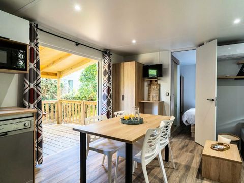 MOBILHOME 4 personnes - Konfort 3 Pièces 4 Personnes Climatisé + TV